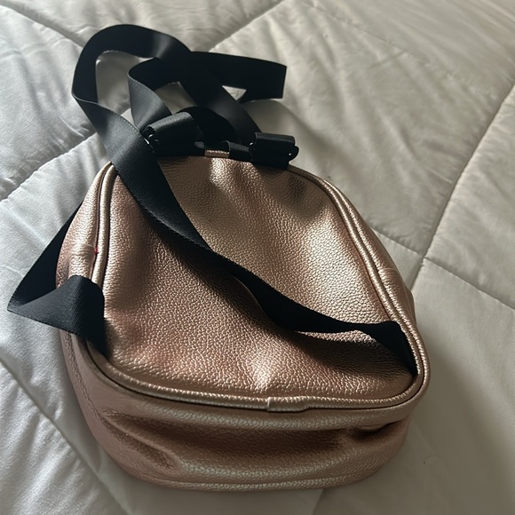 Adidas Small Backpack - Picture 2 of 4